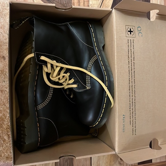 Brand new wrong size! - Picture 3 of 4